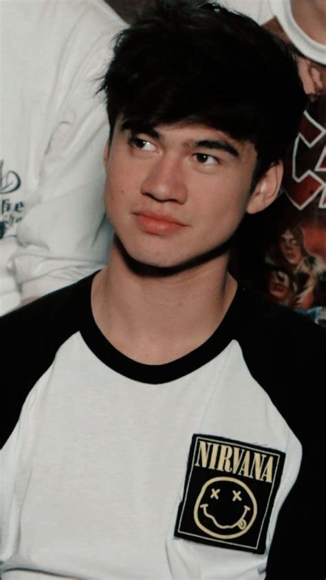 calum hood|Calum Hood